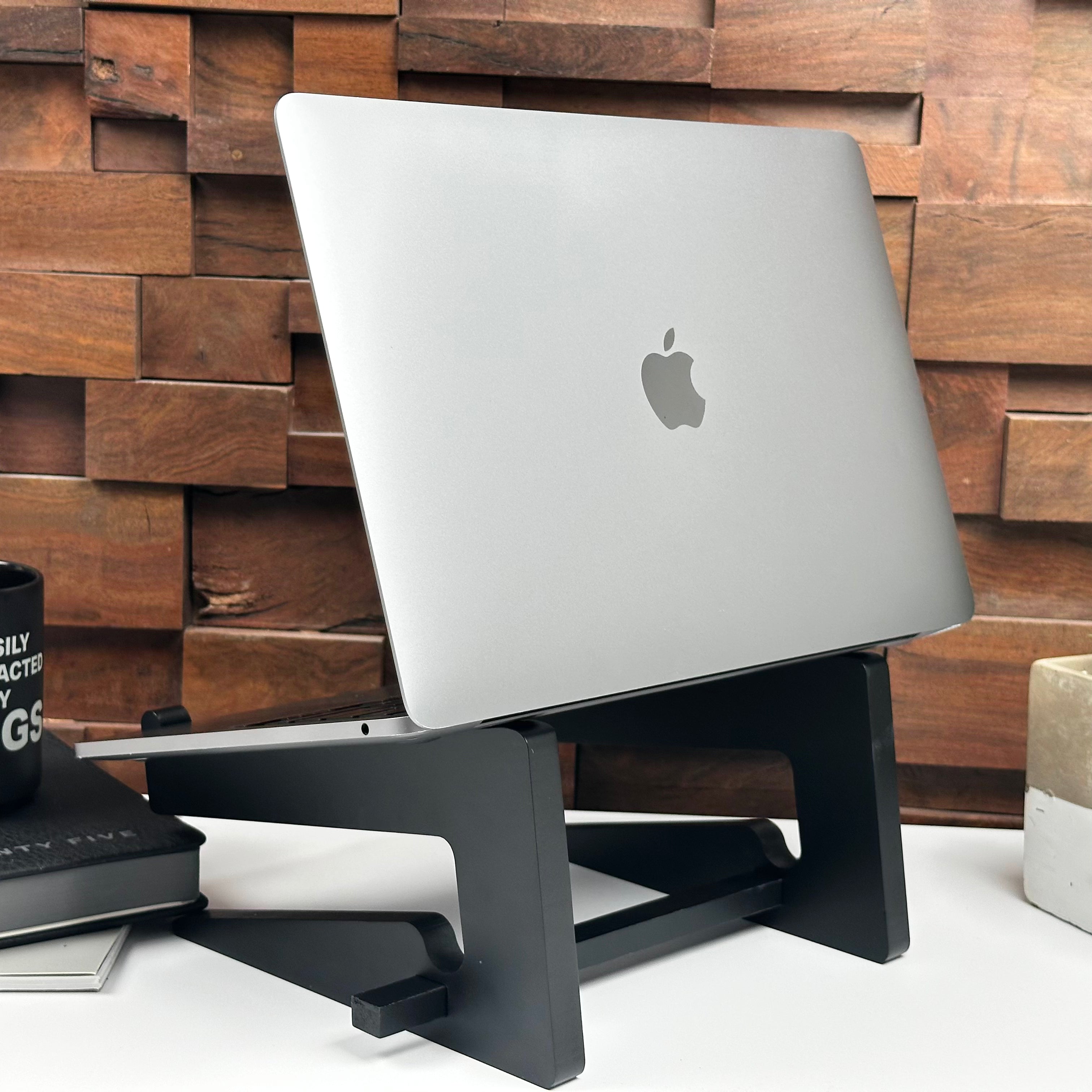 Custom Build 2022 Apple MacBook Pro 13-Inch M2 8-Core CPU, 10-Core GPU (16GB Unified RAM, 256GB SSD, Space Gray) - Pre Owned / 3 Month Warranty - Mac Shack