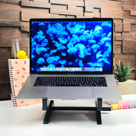 2019 Apple MacBook Pro 15-inch 2.6GHz 6-Core i7 (Touch Bar, 16GB RAM, 256GB SSD, Space Gray) - Pre Owned / 3 Month Warranty - Mac Shack