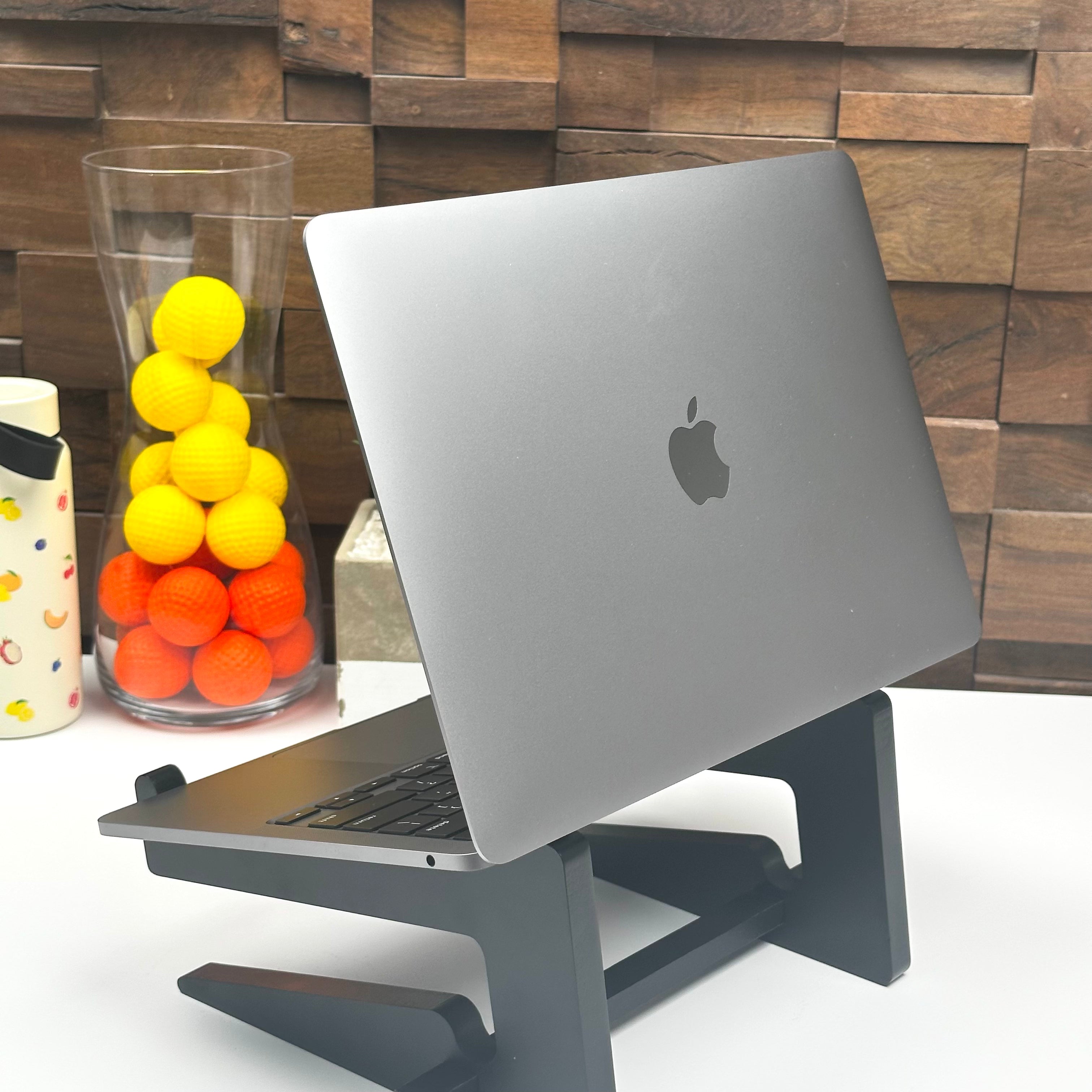 Custom Build 2020 Apple MacBook Pro 13-inch M1 8-Core CPU, 8-Core GPU (Touch Bar, 16GB Unified RAM, 256GB SSD, Space Gray) - Pre Owned / 3 Month Warranty - Mac Shack