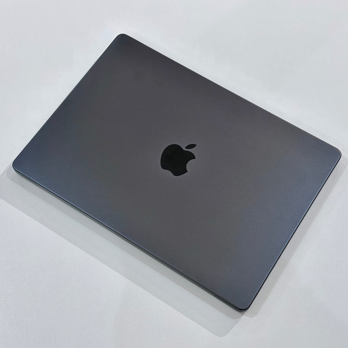 Custom Build 2023 Apple MacBook Pro 14-Inch M3 Max 16-Core CPU, 40-Core GPU (128GB Unified RAM, 8TB SSD, Space Black) - Pre Owned / 2 Year Mac Shack Warranty - Mac Shack