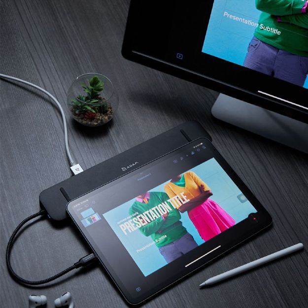 Adam Elements CASA HUB Pro Max USB-C 3.1 Gen 2 & 4K60Hz 13-in-1 Hub - Black - Mac Shack