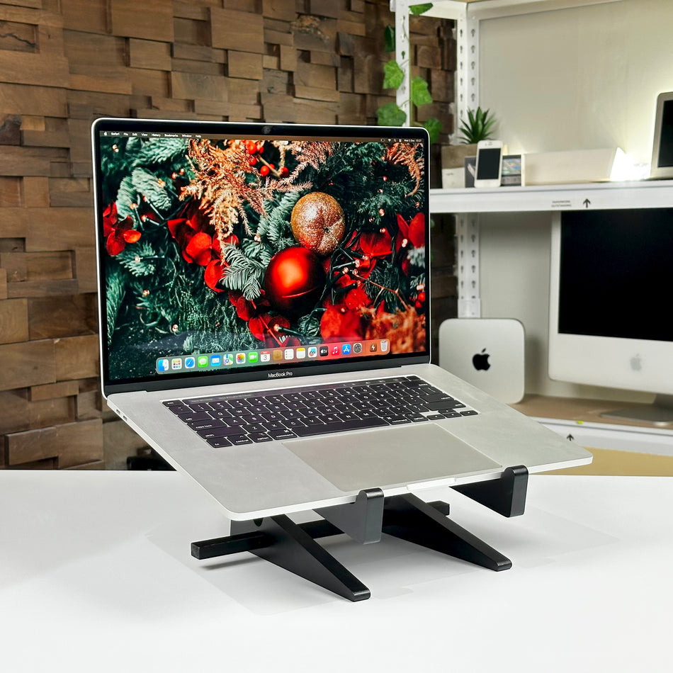 MacBook Pro 16" Intel Core i9 16GB 1TB Silver (2019) - Pre-Owned