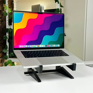 MacBook Pro 16" M1 Pro 32GB RAM 1TB SSD Silver (2021) - Pre Owned