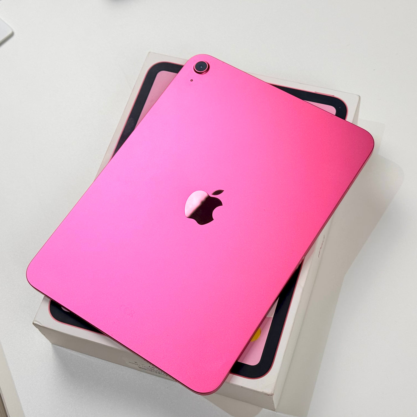 Pre-owned iPad 11-inch A16 Pink aluminium back with rear camera, on original box - MacShack