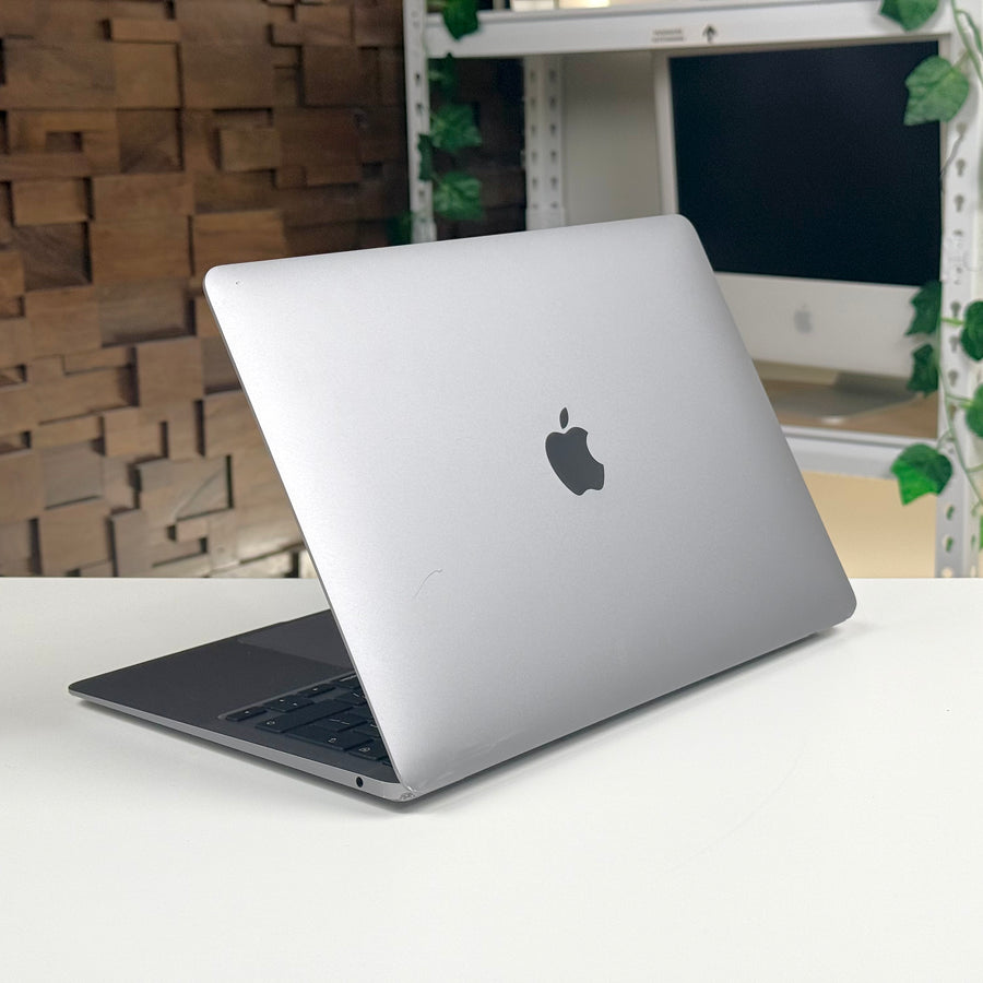 Pre-owned MacBook Air 13-inch M1 Space Gray, closed, showing lid condition - Mac Shack