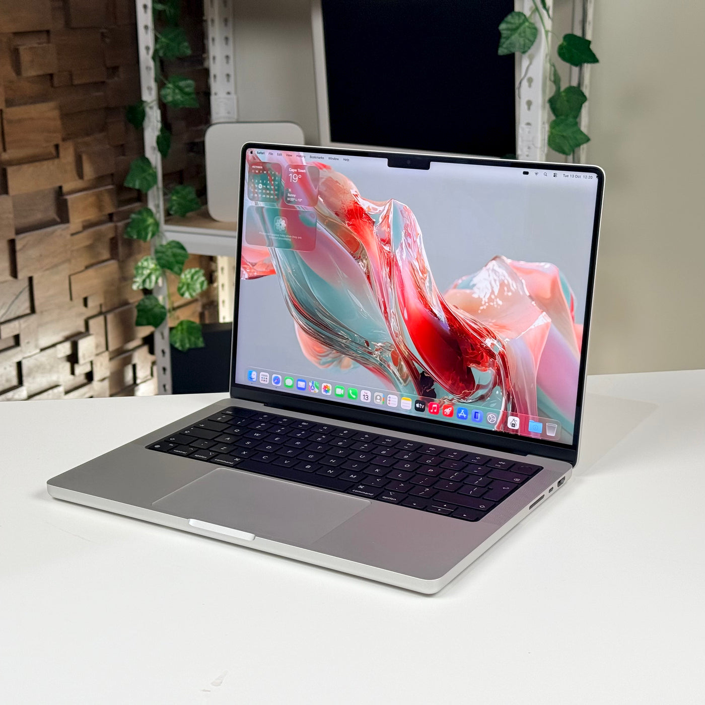 MacBook Pro 14