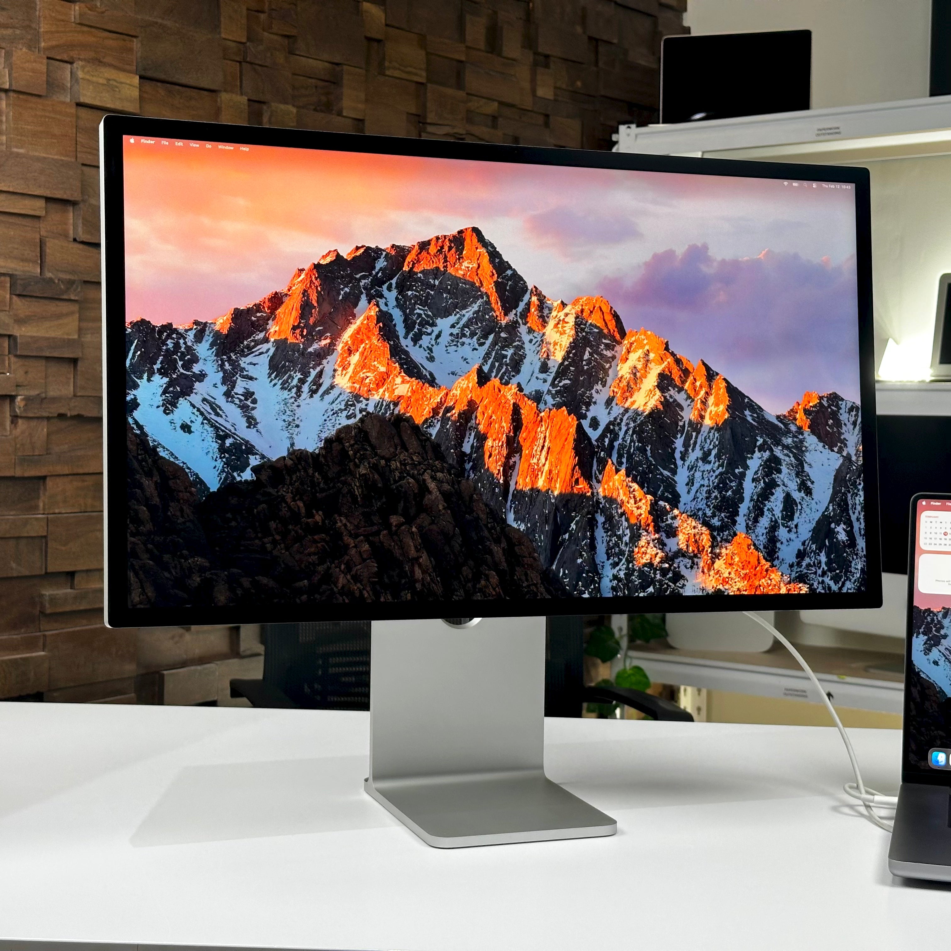 Apple Studio Display 27-inch Nano-Texture Glass Tilt & Height Adjustable Stand - Pre-Owned - Mac Shack