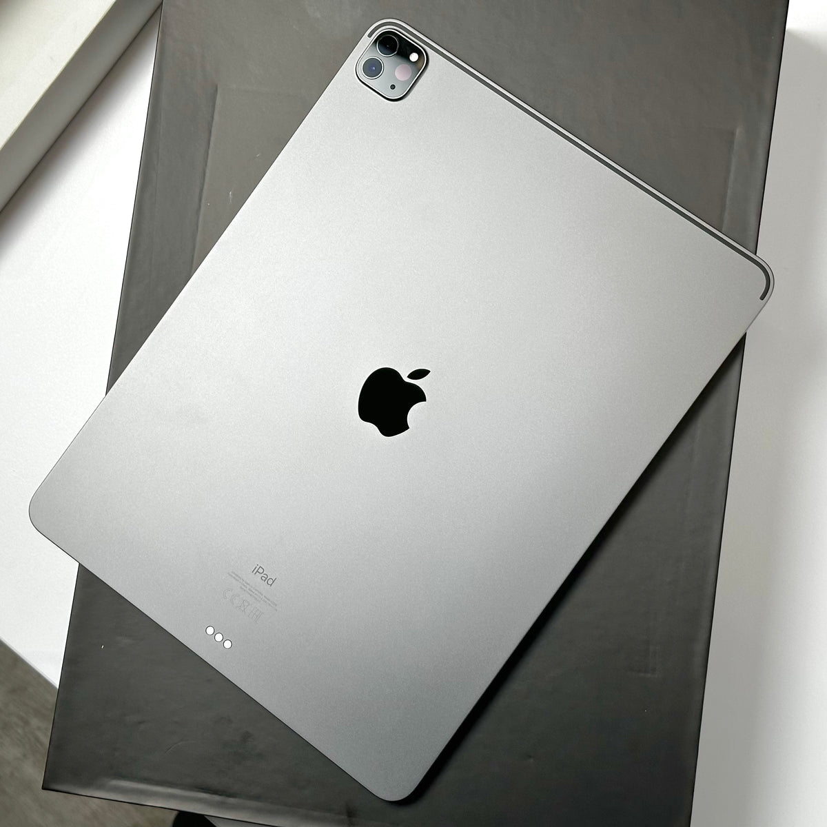 Combo Deal 2021 12.9-inch Apple iPad Pro 5th Gen M1 (256GB, Wifi, Space Gray) + Apple Magic Keyboard - Pre Owned / 3 Month Warranty - Mac Shack