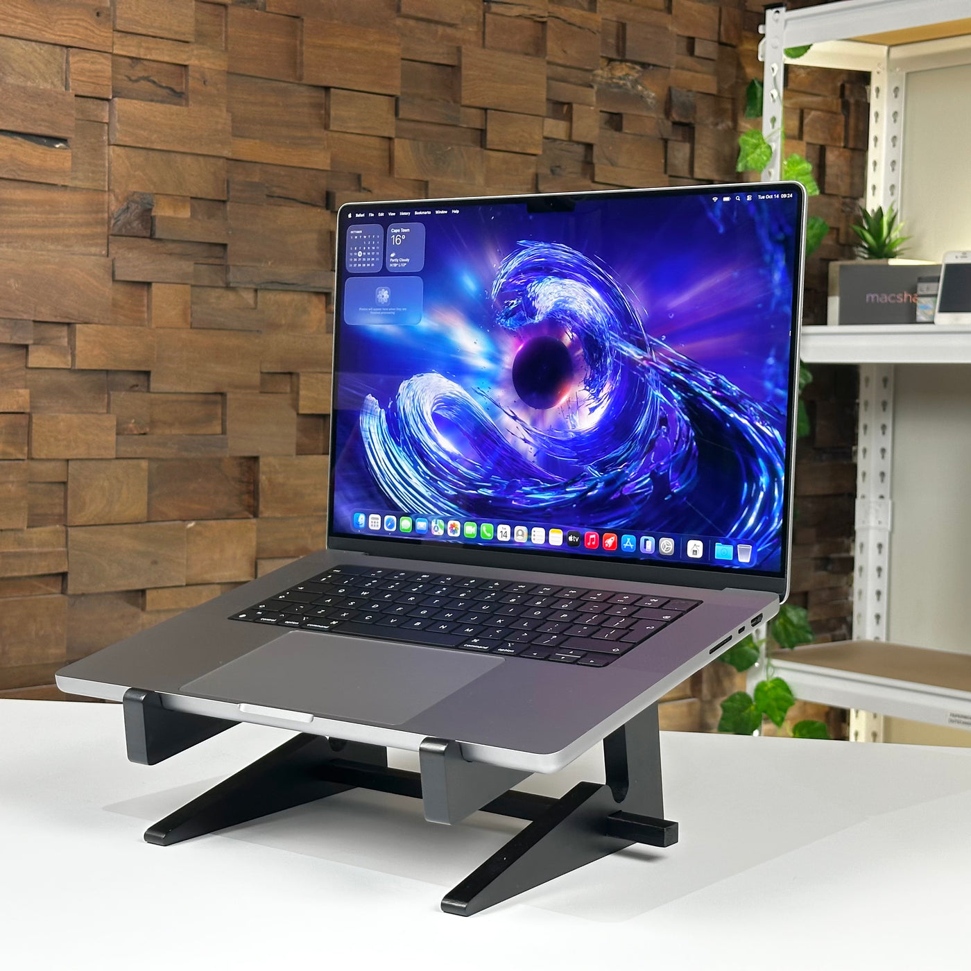 MacBook Pro 16-inch M2 Pro 16GB 512GB Space Gray (2023) - Pre-Owned