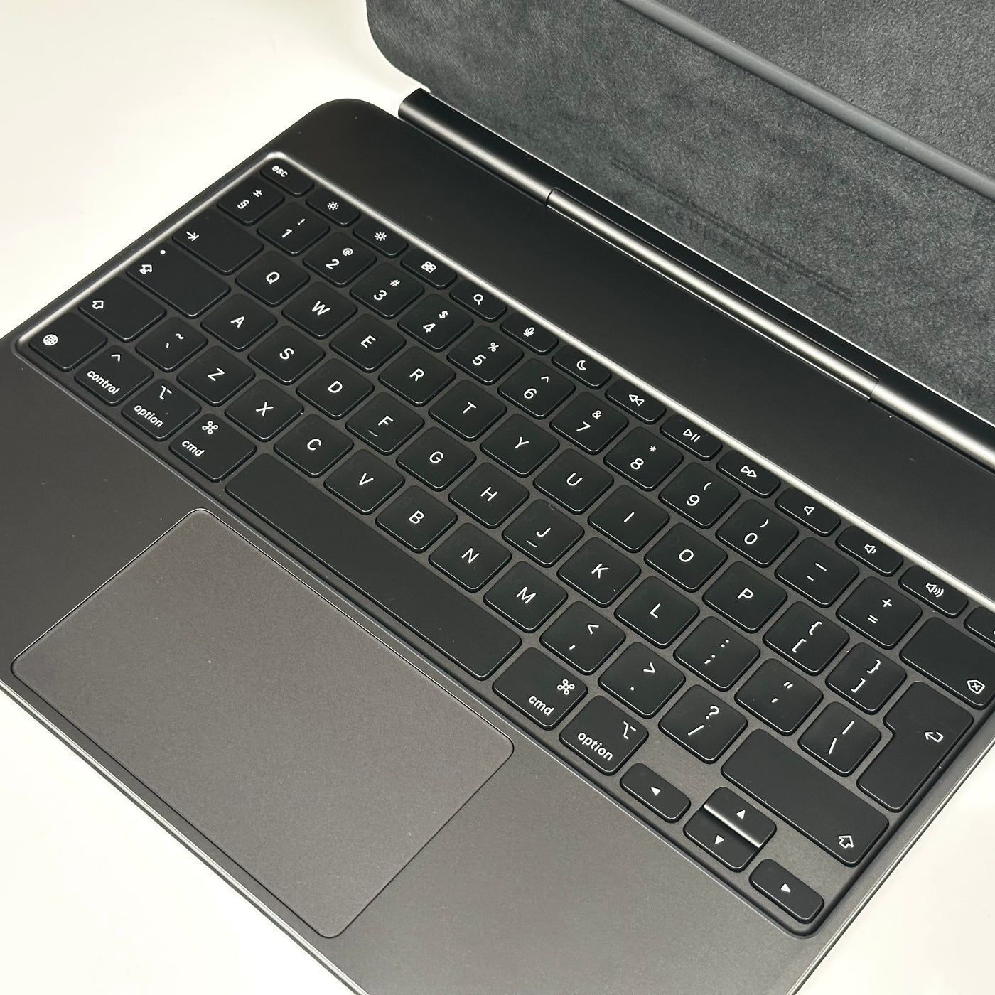 Apple iPad Pro 11-inch Magic Keyboard International English Black - Pre-Owned