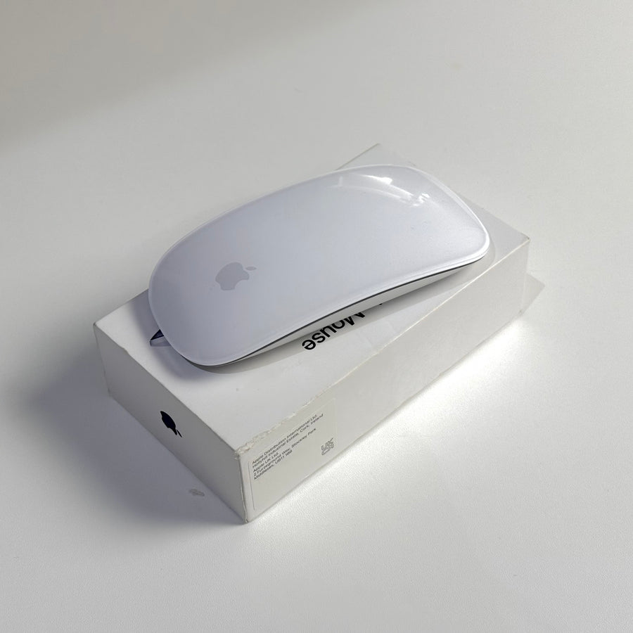Pre-owned Apple Magic Mouse (USB-C) White, side view - Mac Shack