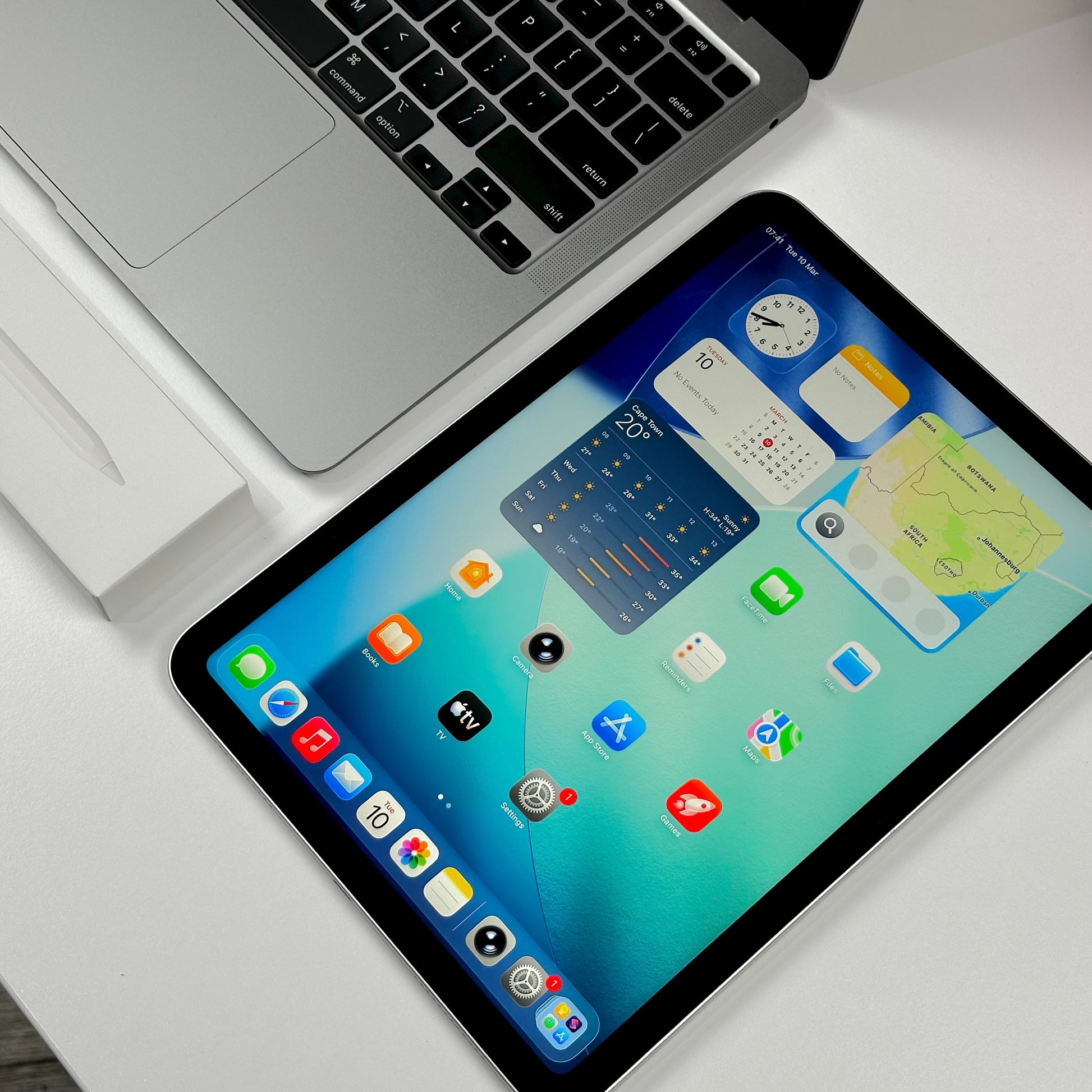 Apple iPad MacBook ジャンクセット 0E2C5B0C-00D4-4F47-ADA6-