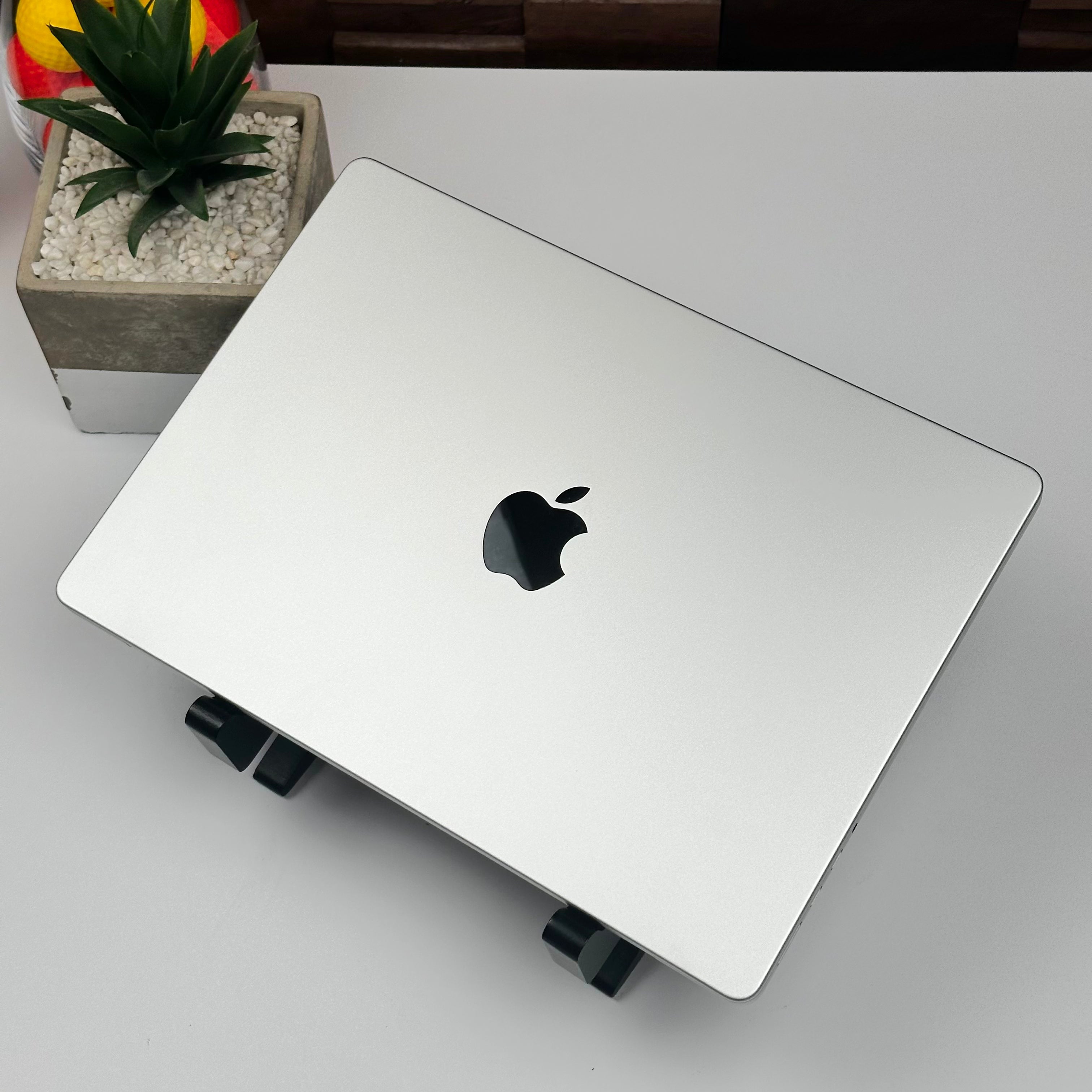 2023 Apple MacBook Pro 14-inch M2 Pro 12-Core CPU, 19-Core GPU (16GB Unified RAM, 1TB SSD, Silver) - Pre Owned / 3 Month Warranty - Mac Shack