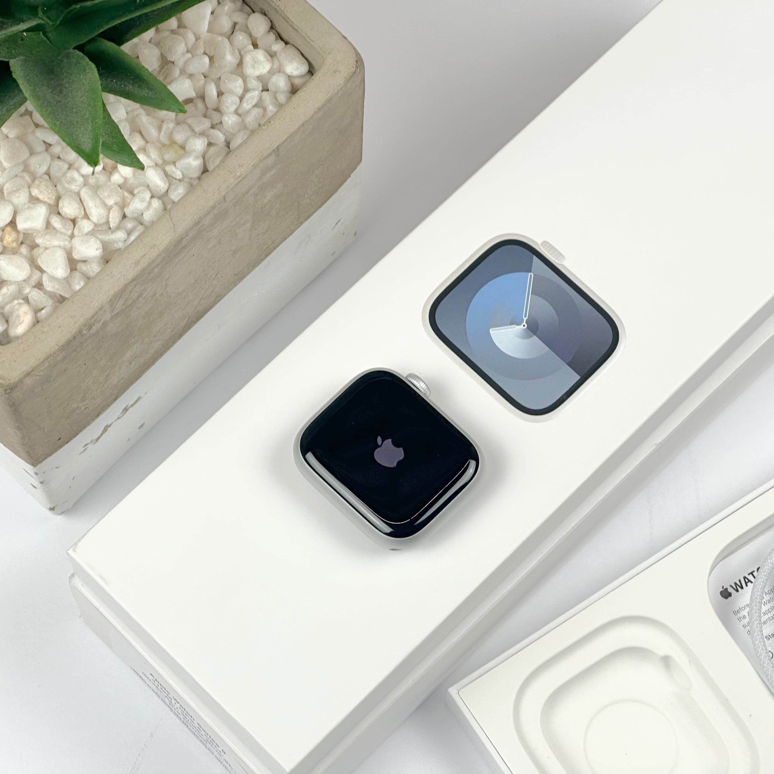 Apple Watch Series 9 (41mm, Silver Aluminium with Winter Blue Sports Loop, GPS & Cellular) - Pre Owned / 3 Month Warranty - Mac Shack