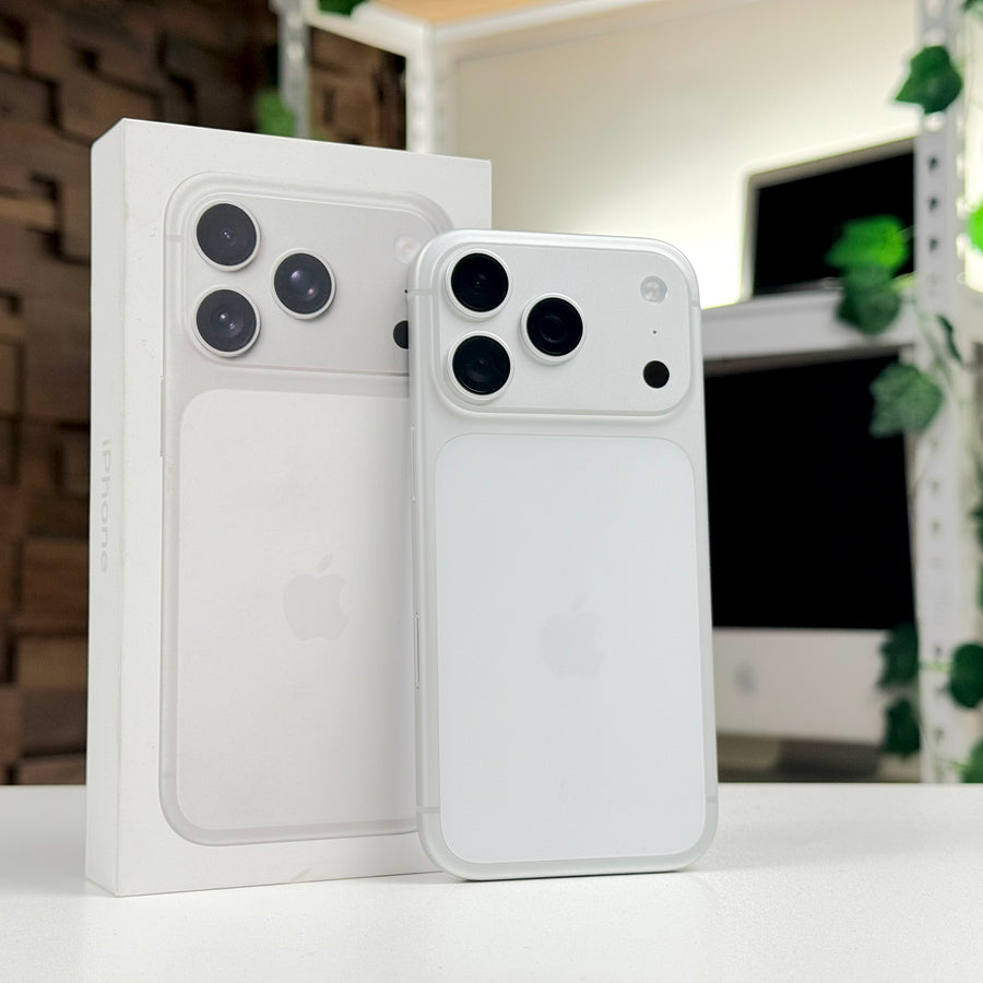 iPhone 17 Pro 256GB Silver (2025) - Pre-Owned