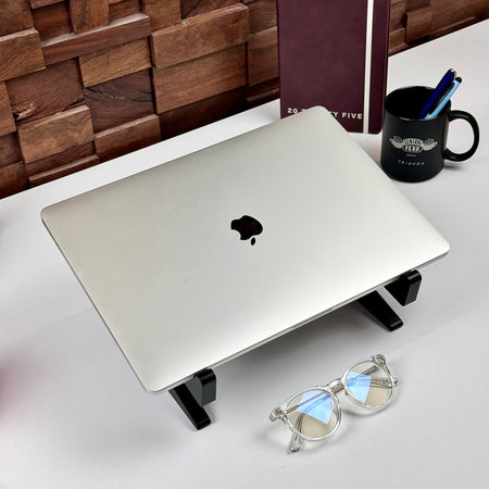 Custom Build 2019 Apple MacBook Pro 16-Inch 2.6GHz 6-Core i7 (Touch Bar, 32GB RAM, 512GB SSD, Silver) - Pre Owned / 3 Month Warranty - Mac Shack