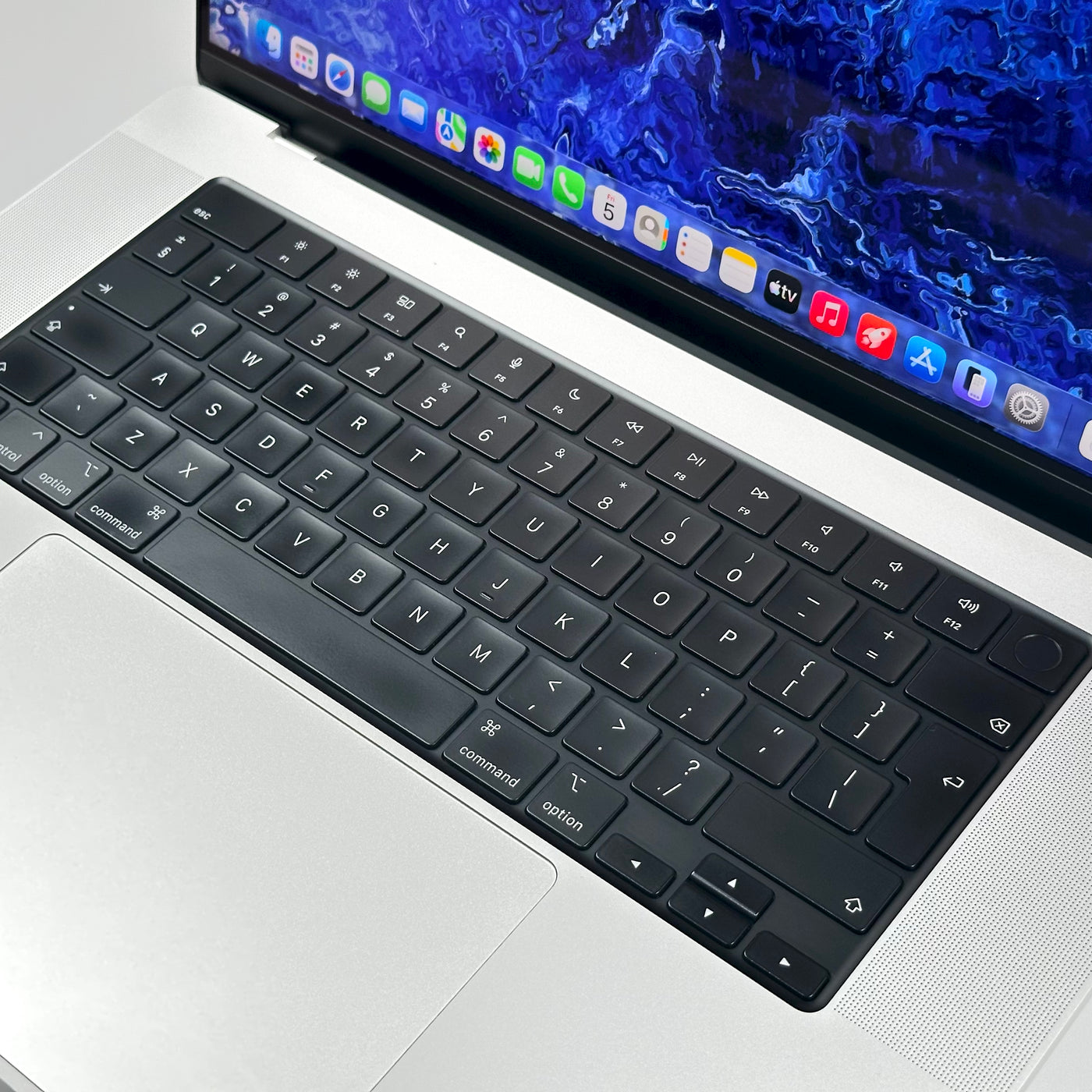 MacBook Pro 16-inch M2 Pro 16GB 512GB Silver (2023) - Pre-Owned - Mac Shack