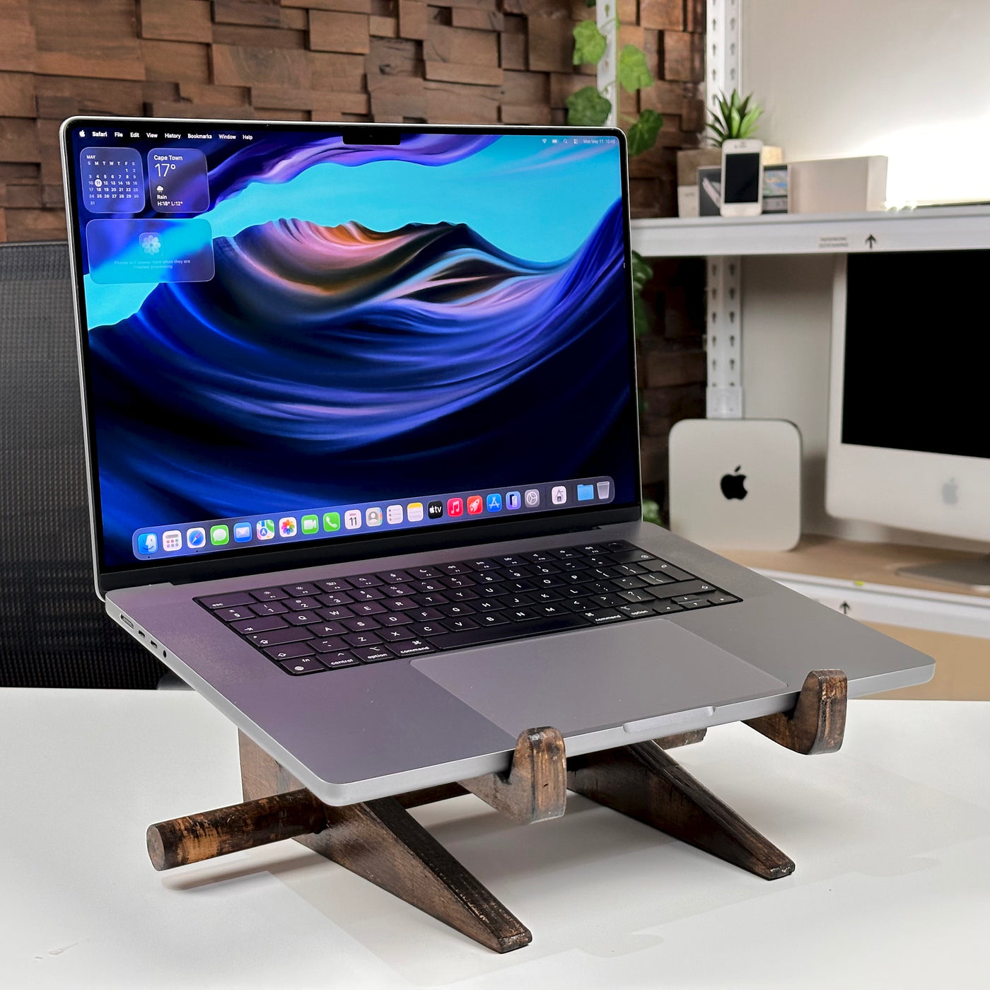 MacBook Pro 16-inch M2 Pro 32GB 512GB Space Gray (2023) - Pre-Owned - Mac Shack