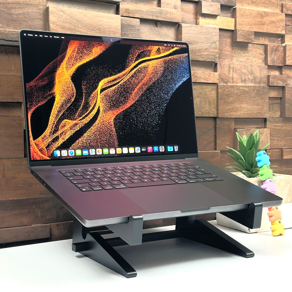 2024 Apple MacBook Pro 16-Inch M4 Pro 14-Core CPU, 20-Core GPU (48GB Unified RAM, 512GB SSD, Space Black) - Pre Owned / Apple Limited Warranty
