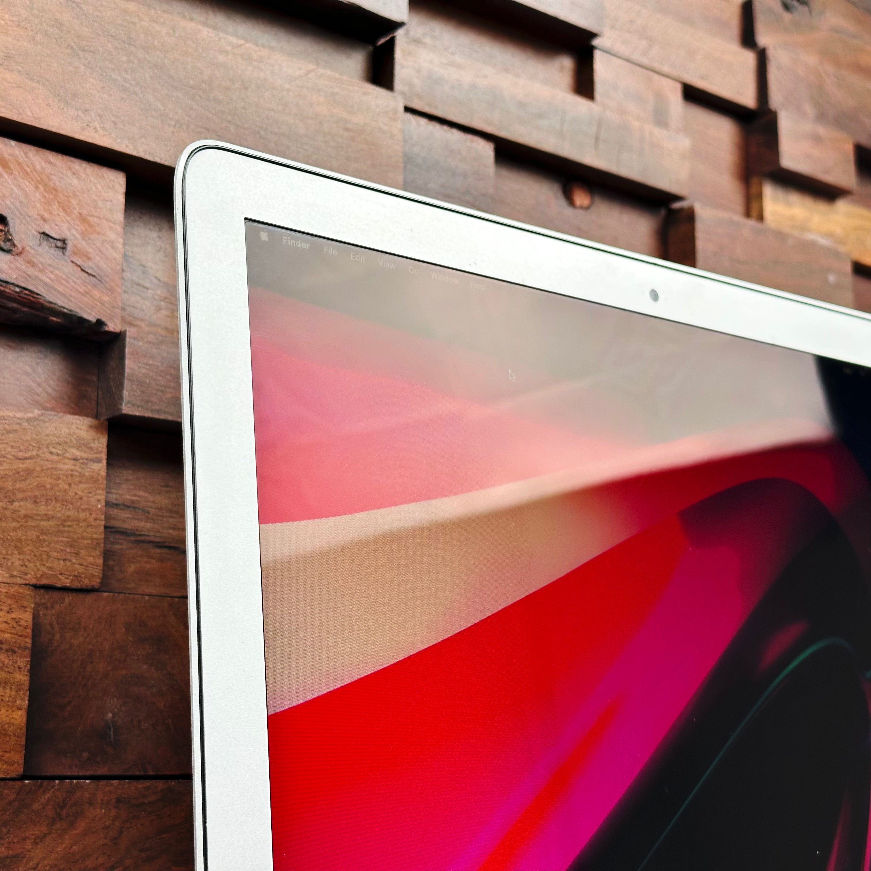 Apple MacBook Air 13-inch 1.6GHz Dual-Core i5 (8GB RAM, 128GB SSD, Silver) - Pre Owned / 3 Month Warranty - Mac Shack