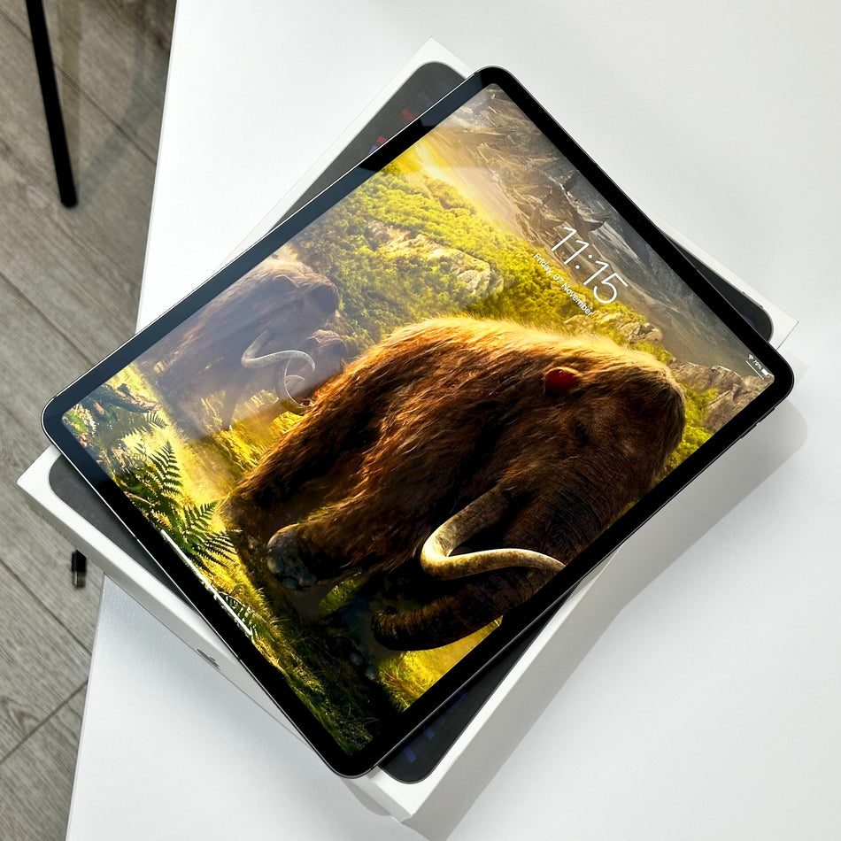 iPad Pro 12" 5th Gen M1 128GB Cellular Space Gray (2021) + Smart Folio Keyboard - Demo