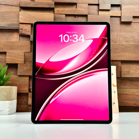 Combo Deal 2020 12.9-inch Apple iPad Pro 4th Gen (1TB, Wifi & Cellular, Space Gray) + Apple Smart Folio Keyboard - Pre Owned / 3 Month Warranty - Mac Shack