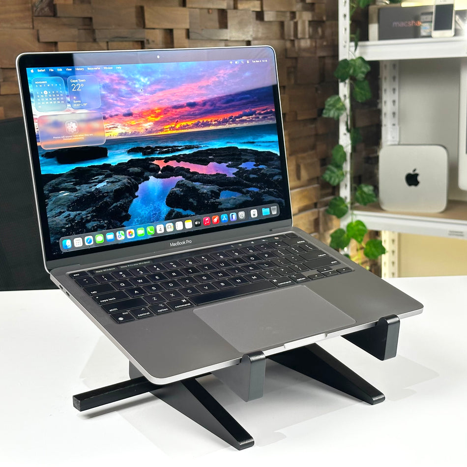 MacBook Pro 13" M2 16GB 512GB Space Gray (2022) - Pre-Owned