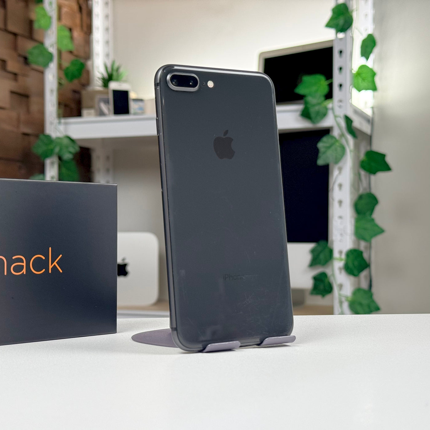 iPhone 8 Plus 64GB Black (2017) - Pre-Owned