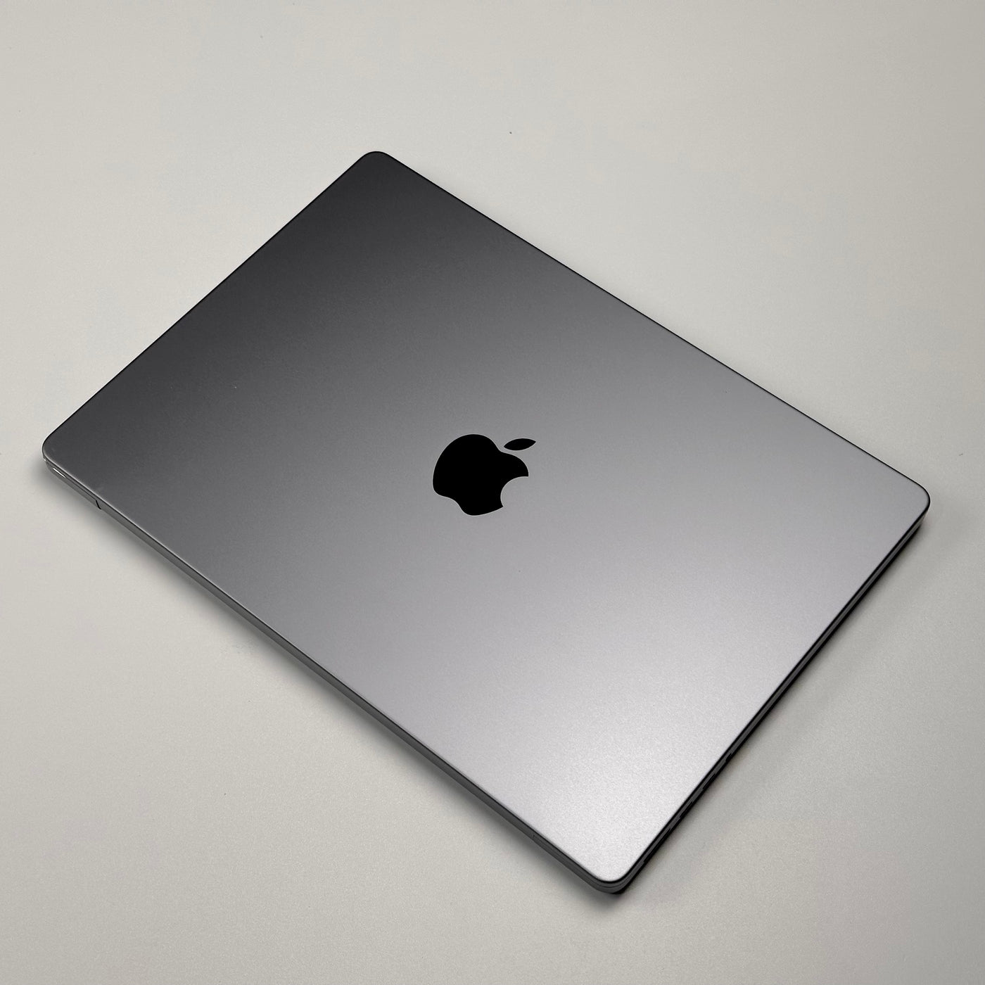 MacBook Pro 14-inch M1 Pro 32GB 512GB Space Gray (2021) - Pre-Owned - Mac Shack