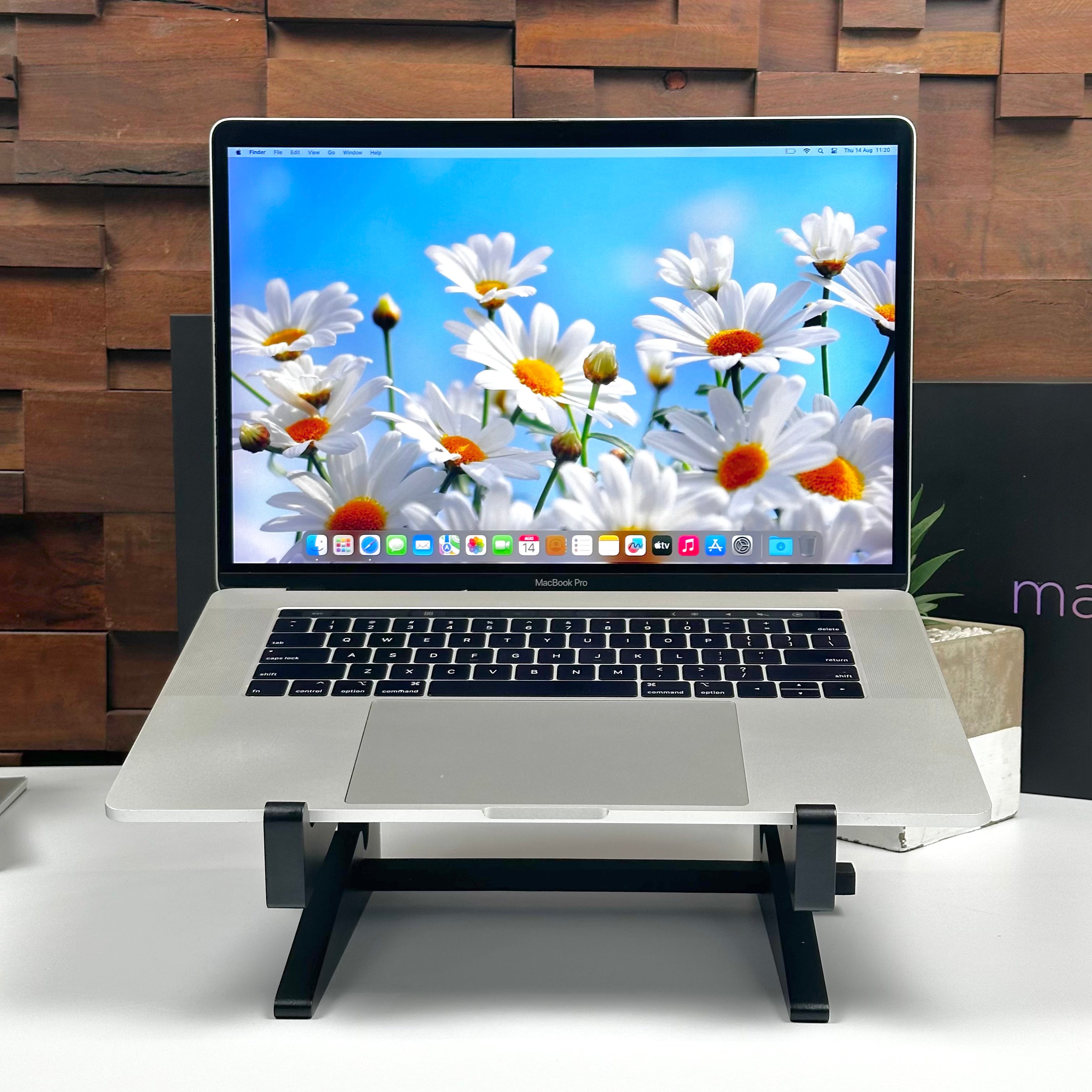 2019 Apple MacBook Pro 15-inch 2.6GHz 6-Core i7 (Touch Bar, 16GB RAM, 256GB SSD, Silver) - Pre Owned / 3 Month Warranty - Mac Shack
