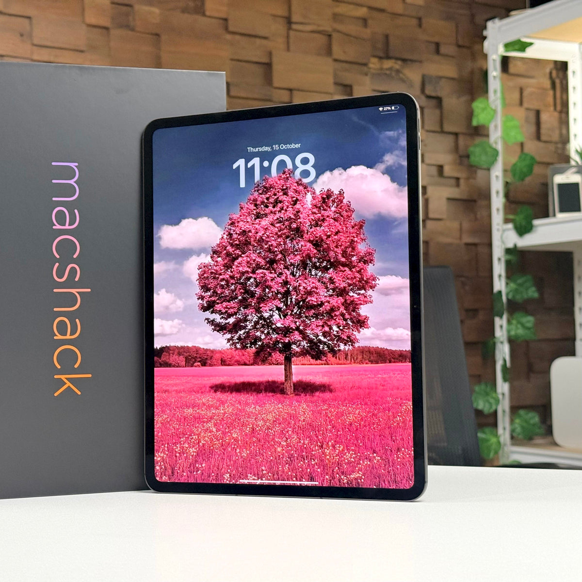 iPad Pro 13" M4 256GB Cellular Space Black eSIM ONLY (2024) - Pre-Owned