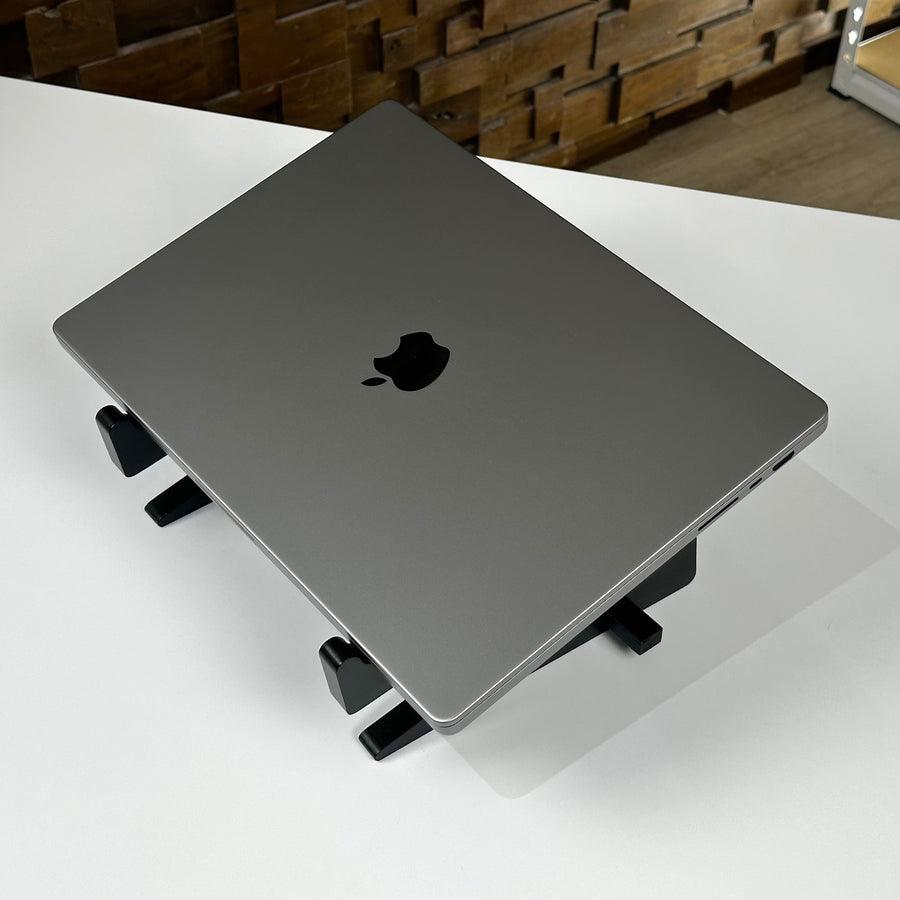 MacBook Pro 16-inch M2 Pro 16GB 512GB Space Gray (2023) - Pre-Owned