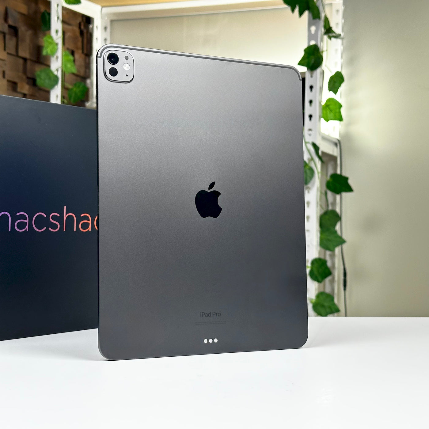 iPad Pro 13-inch M4 512GB WiFi Space Black - Pre-Owned - Mac Shack