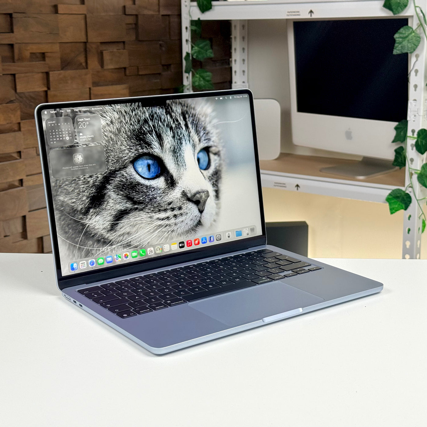 MacBook Air 13" M4 24GB 512GB Sky Blue (2025) - Demo
