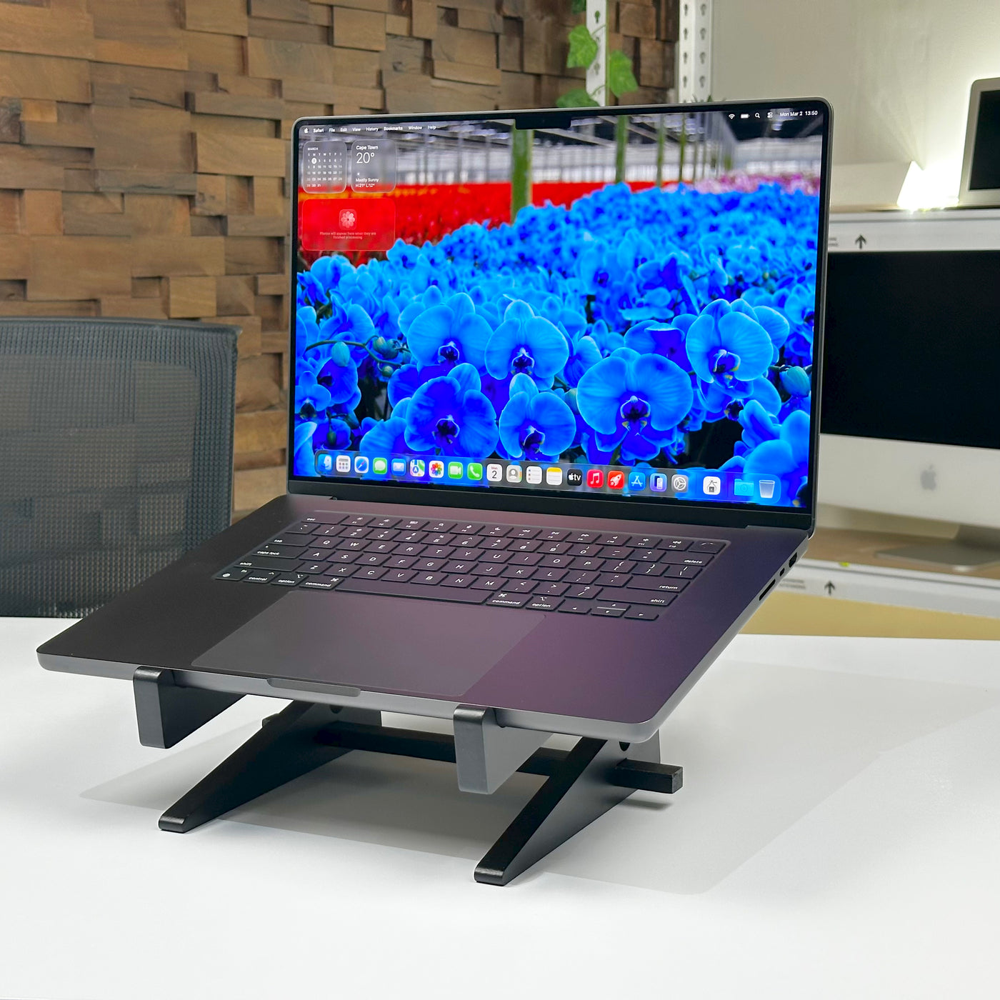 MacBook Pro 16-inch M3 Pro 18GB 512GB Space Black (2023) - Demo - Mac Shack