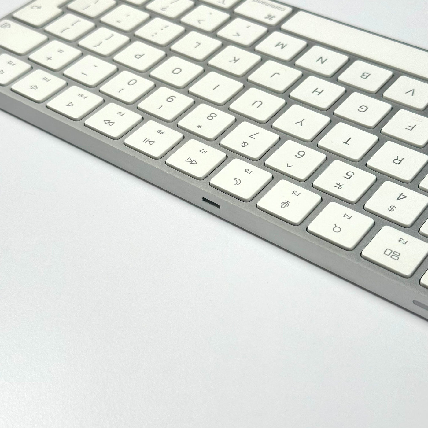 Apple Magic Keyboard with Touch ID (Silver) - Pre Owned / 3 Month Warranty - Mac Shack