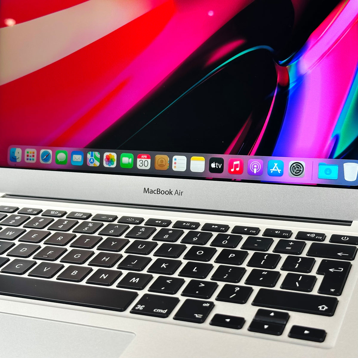 Apple MacBook Air 13-inch 1.6GHz Dual-Core i5 (8GB RAM, 128GB SSD, Silver) - Pre Owned / 3 Month Warranty - Mac Shack