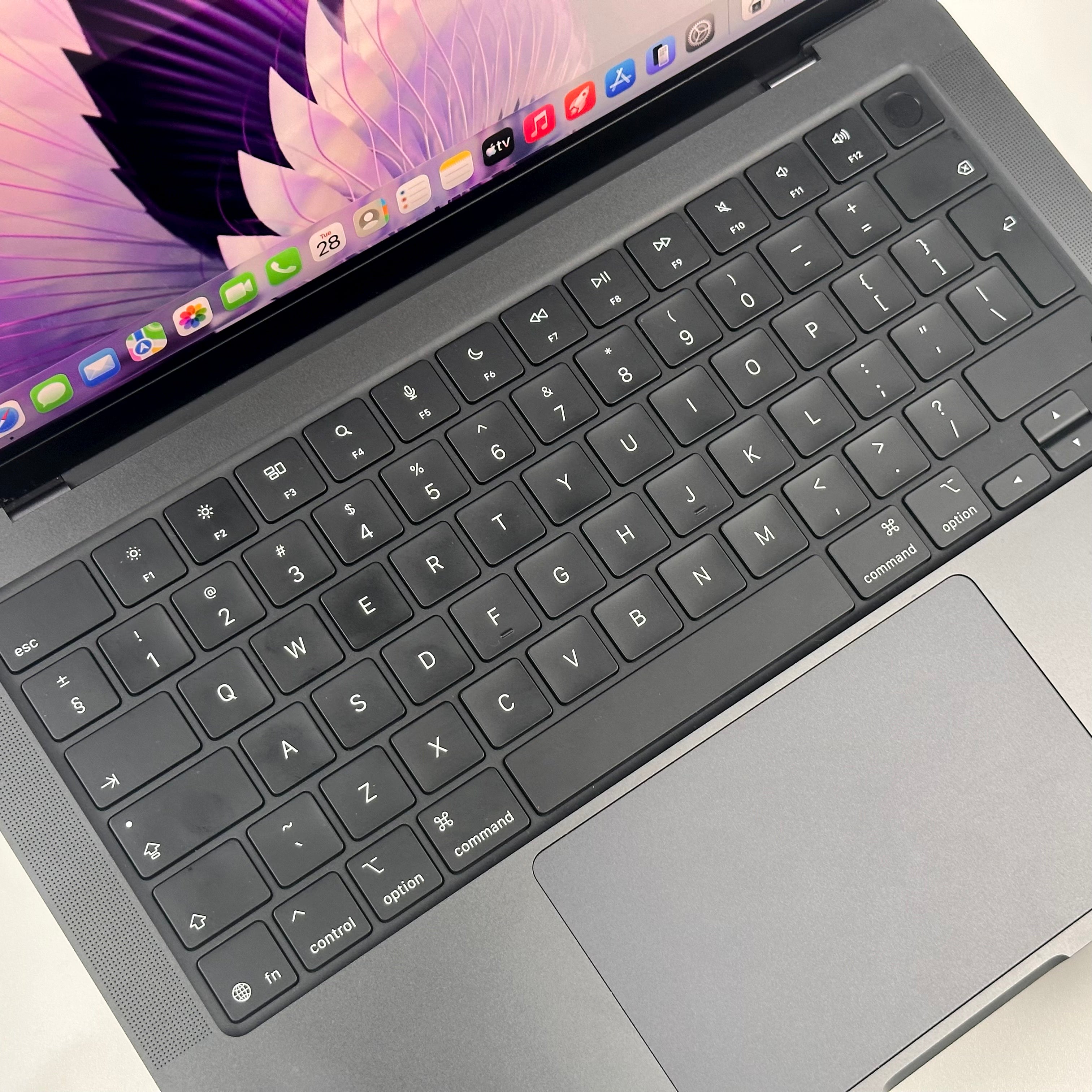 MacBook Pro 14-inch M5 16GB 512GB Space Black (2025) - Pre-Owned - Mac Shack