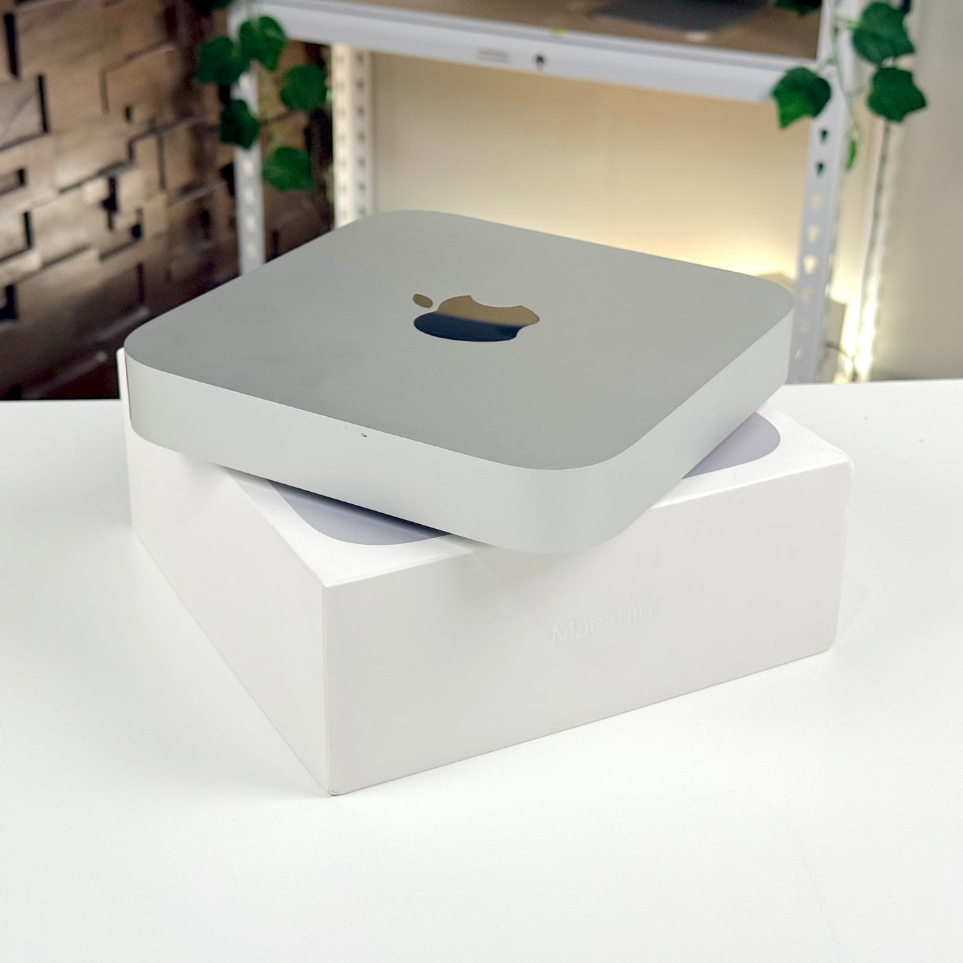 Mac mini M2 8GB 256GB Silver (2022) - Pre-Owned