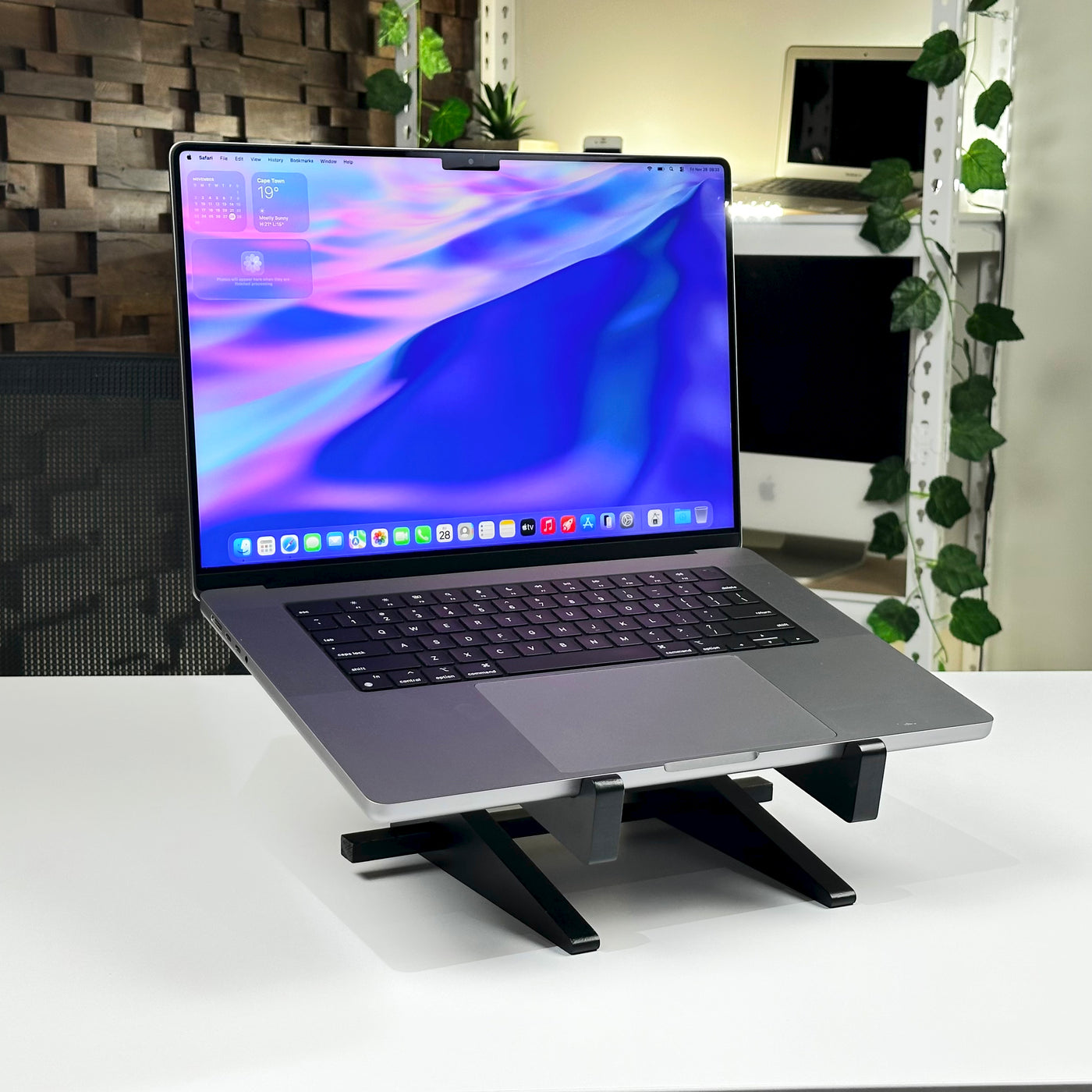 MacBook Pro 16-inch M2 Pro 16GB 1TB SSD Space Gray (2023) - Pre-Owned - Mac Shack