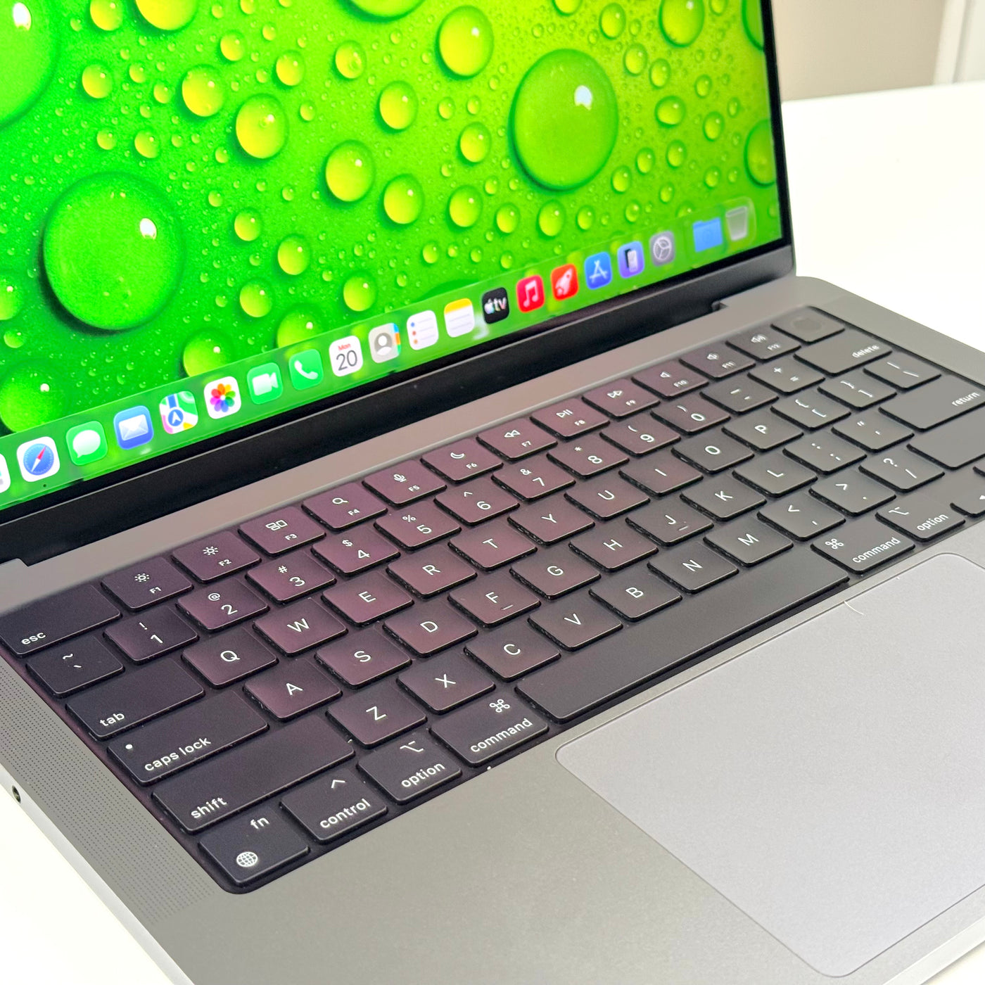 MacBook Pro 14" M1 Pro 16GB 512GB Space Gray (2021) - Pre-Owned