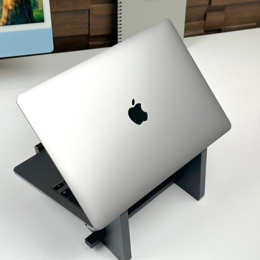 Order MacBook Pro 13