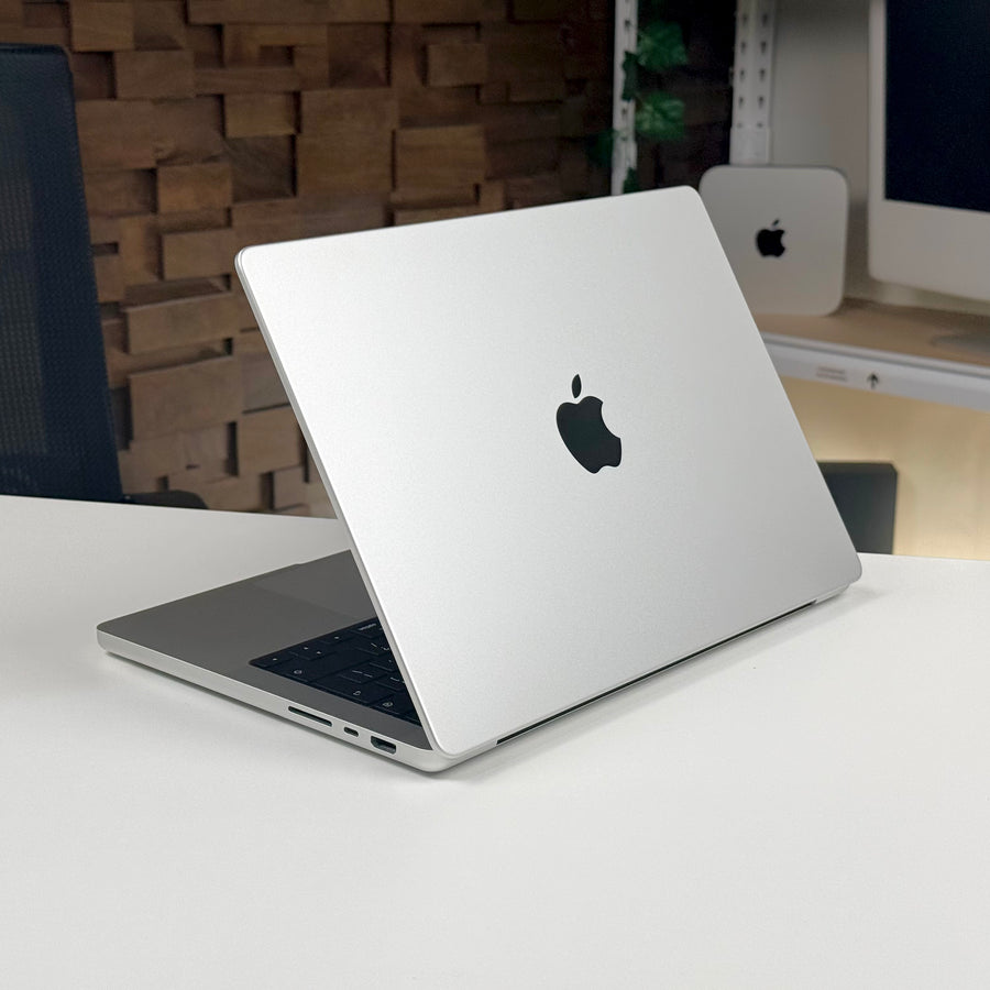 Demo MacBook Pro 14-inch M4 Pro Silver, closed, showing lid condition - Mac Shack