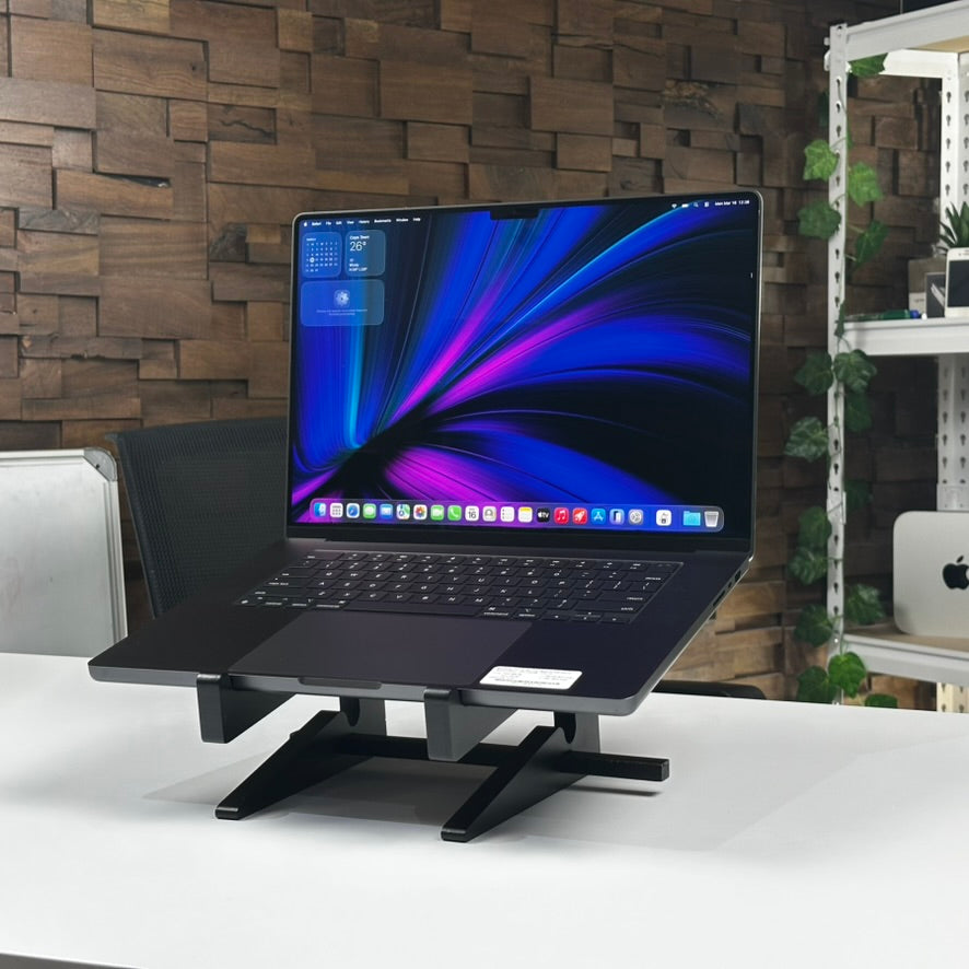 MacBook Pro 16-inch M3 Pro 18GB 512GB Space Black (2023) - Pre-Owned
