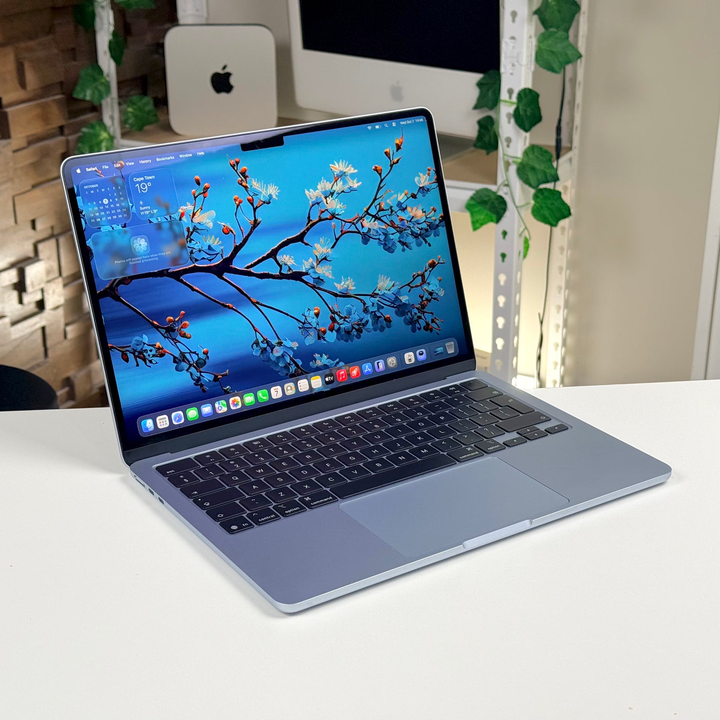 MacBook Air 13" M4 16GB 256GB Sky Blue (2025) - Pre-Owned