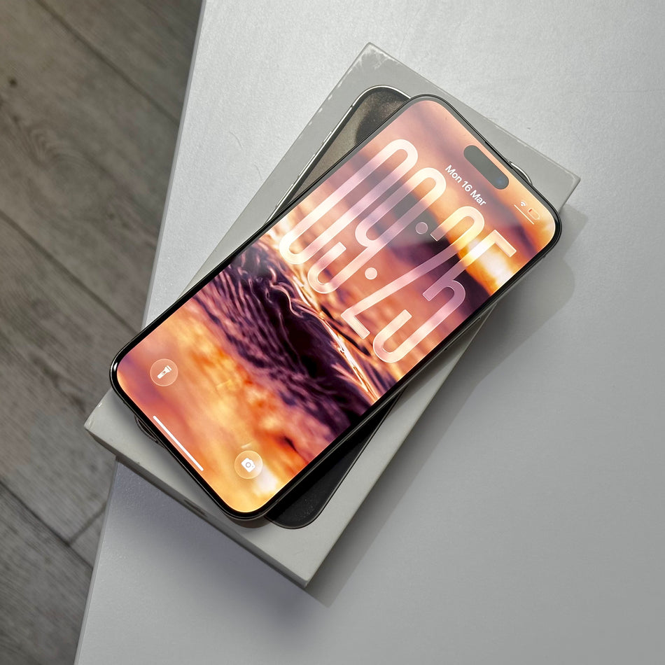 iPhone 15 Pro Max 512GB Natural Titanium e-SIM ONLY (2023) - Pre-Owned