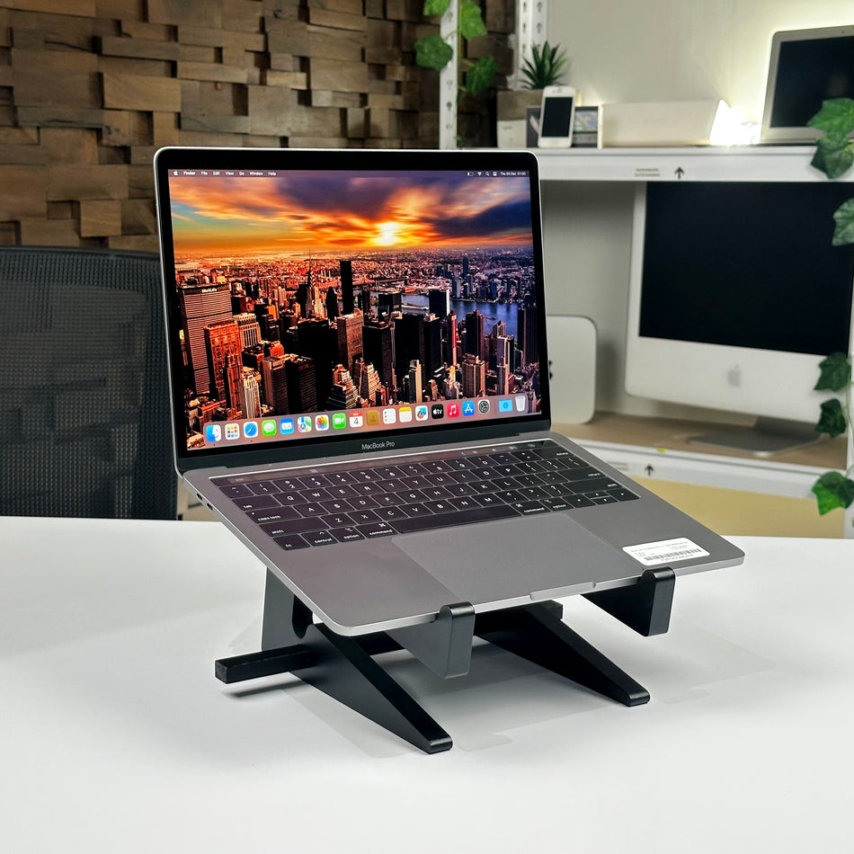 MacBook Pro 13" Intel Core i5 16GB 256GB Space Gray (2019) - Pre-Owned