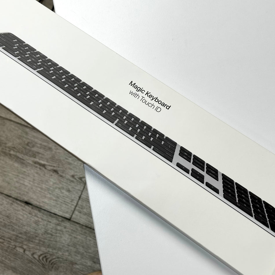 Apple Magic Keyboard with Touch ID and Numeric Keypad - International English (Black) - Pre Owned
