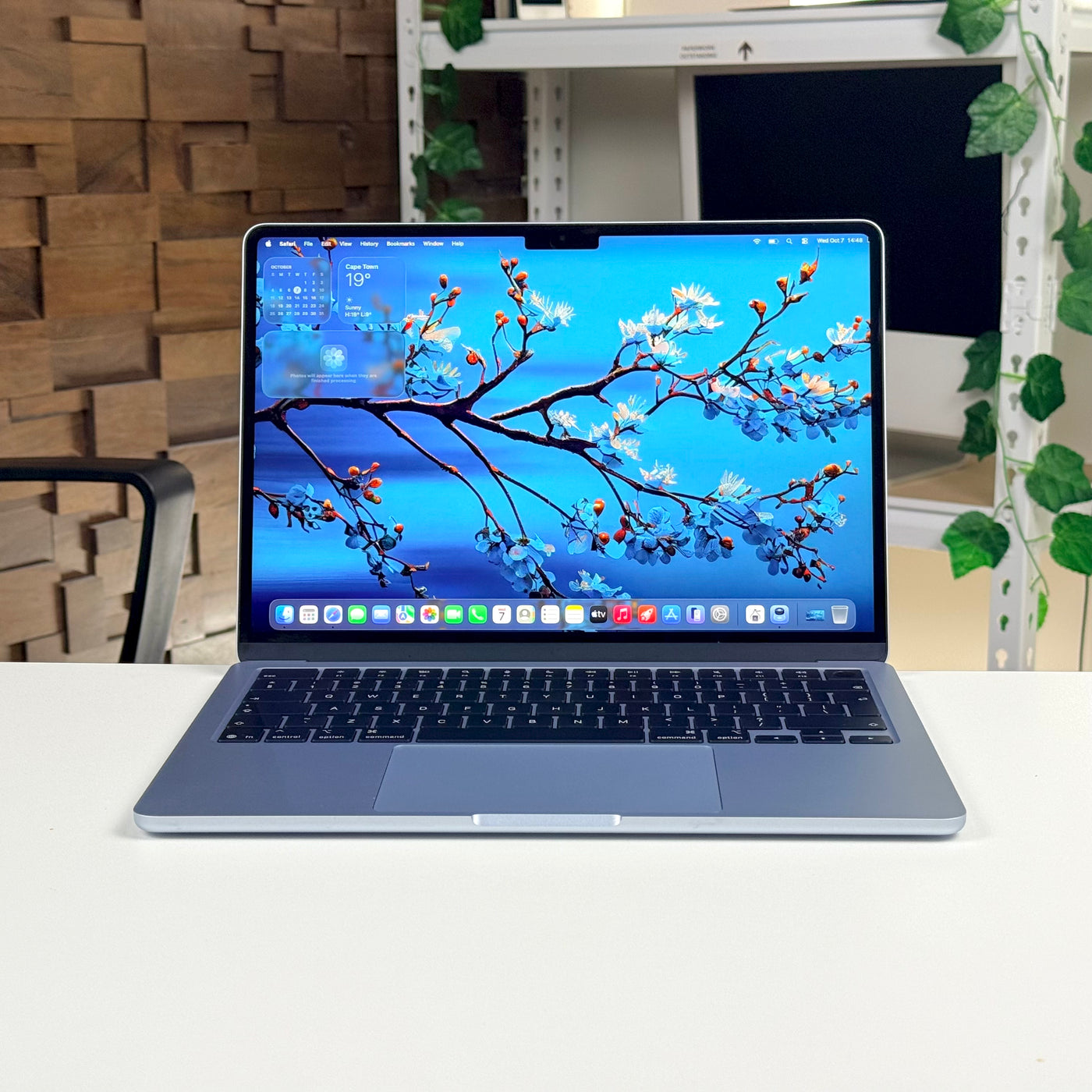 MacBook Air 13" M4 16GB 256GB Sky Blue (2025) - Pre-Owned