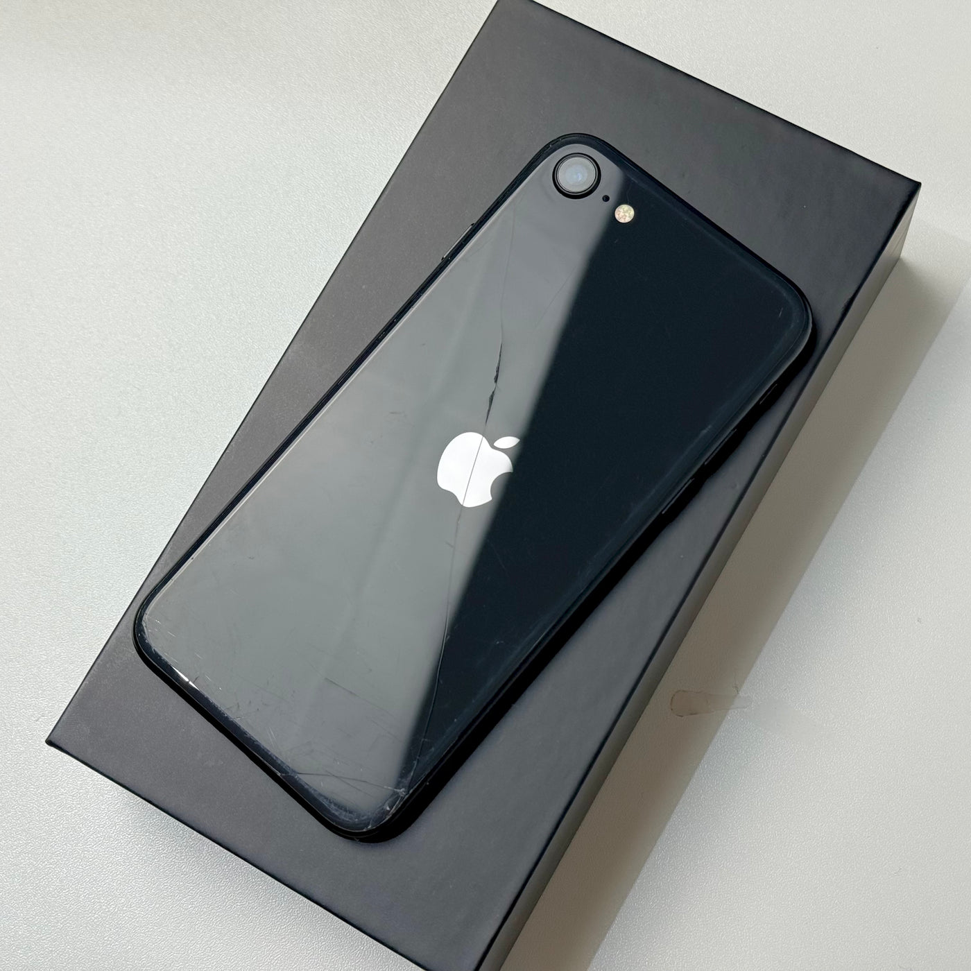 iPhone SE 2nd Generation 128GB Black (2020) - Pre-Owned